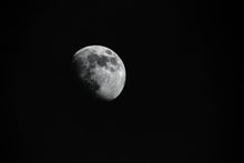Load image into Gallery viewer, WAXING MOON
